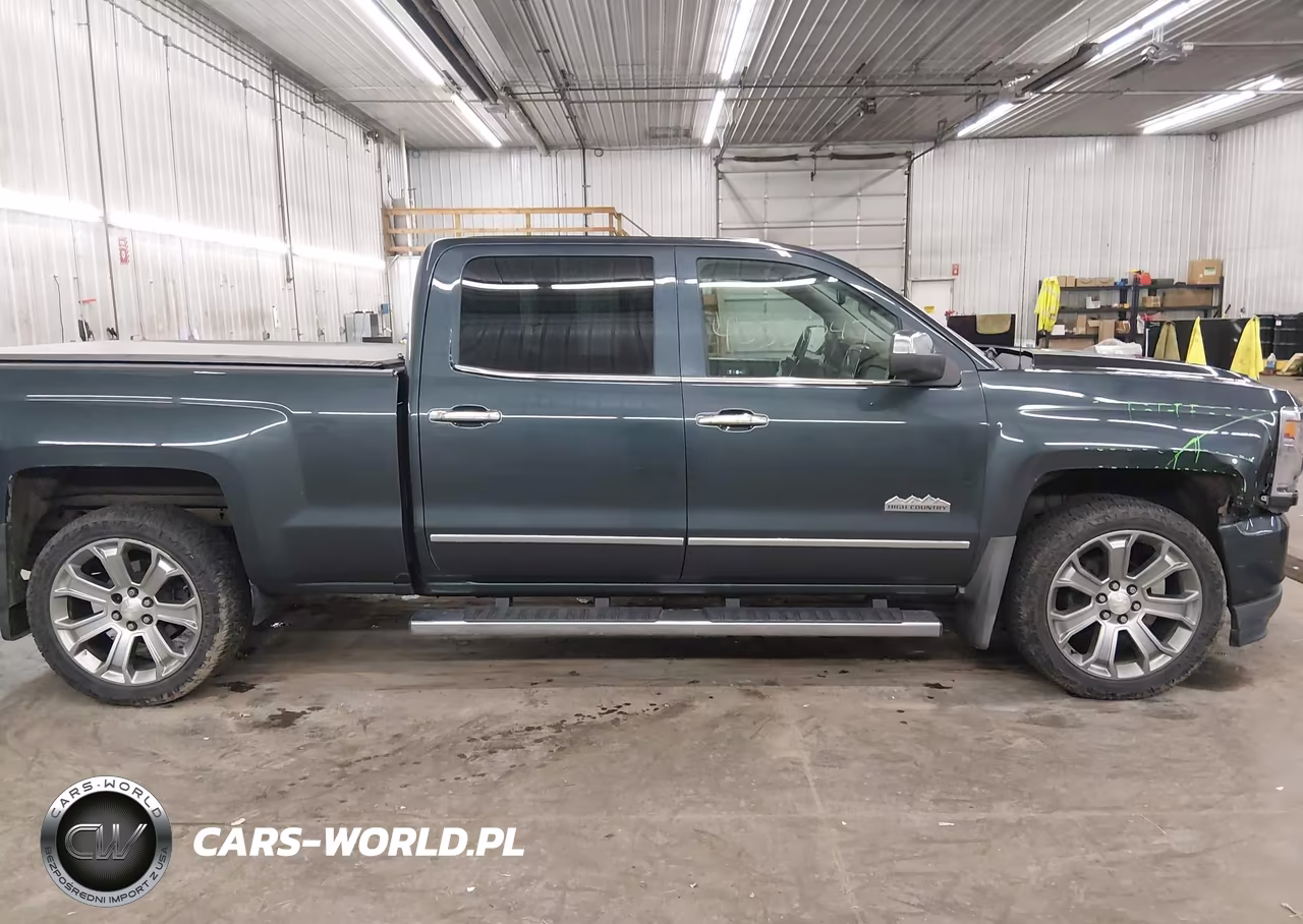 2018 Chevrolet Silverado 1500 High Country VIN:3GCUKTEJ4JG155002 - 14