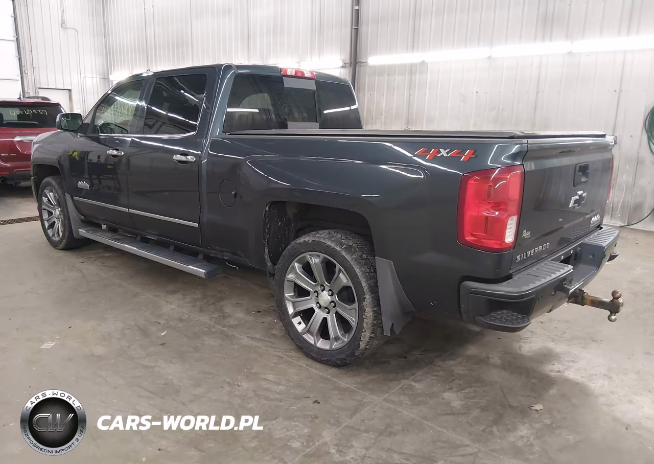2018 Chevrolet Silverado 1500 High Country VIN:3GCUKTEJ4JG155002 - 3