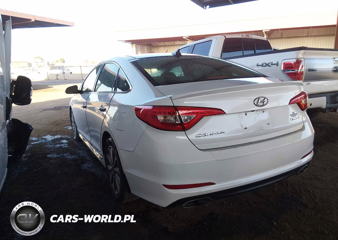2016 Hyundai Sonata Limited VIN:5NPE34AF8GH428547 - 3