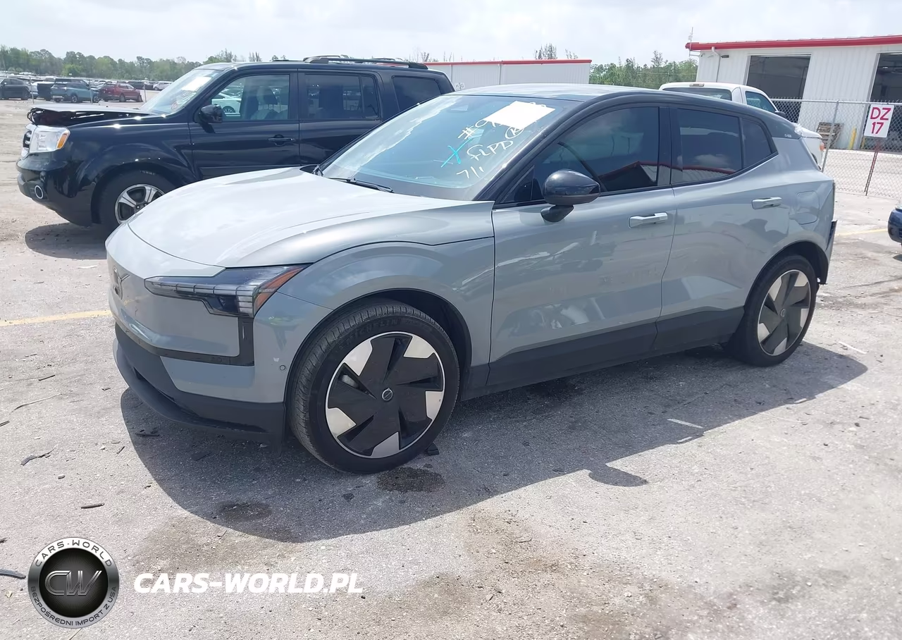 2025 Volvo Ex30 Ultra Twin Motor Performance, Fully Electric VIN:YV4EK3ZL6SS129363 - 2