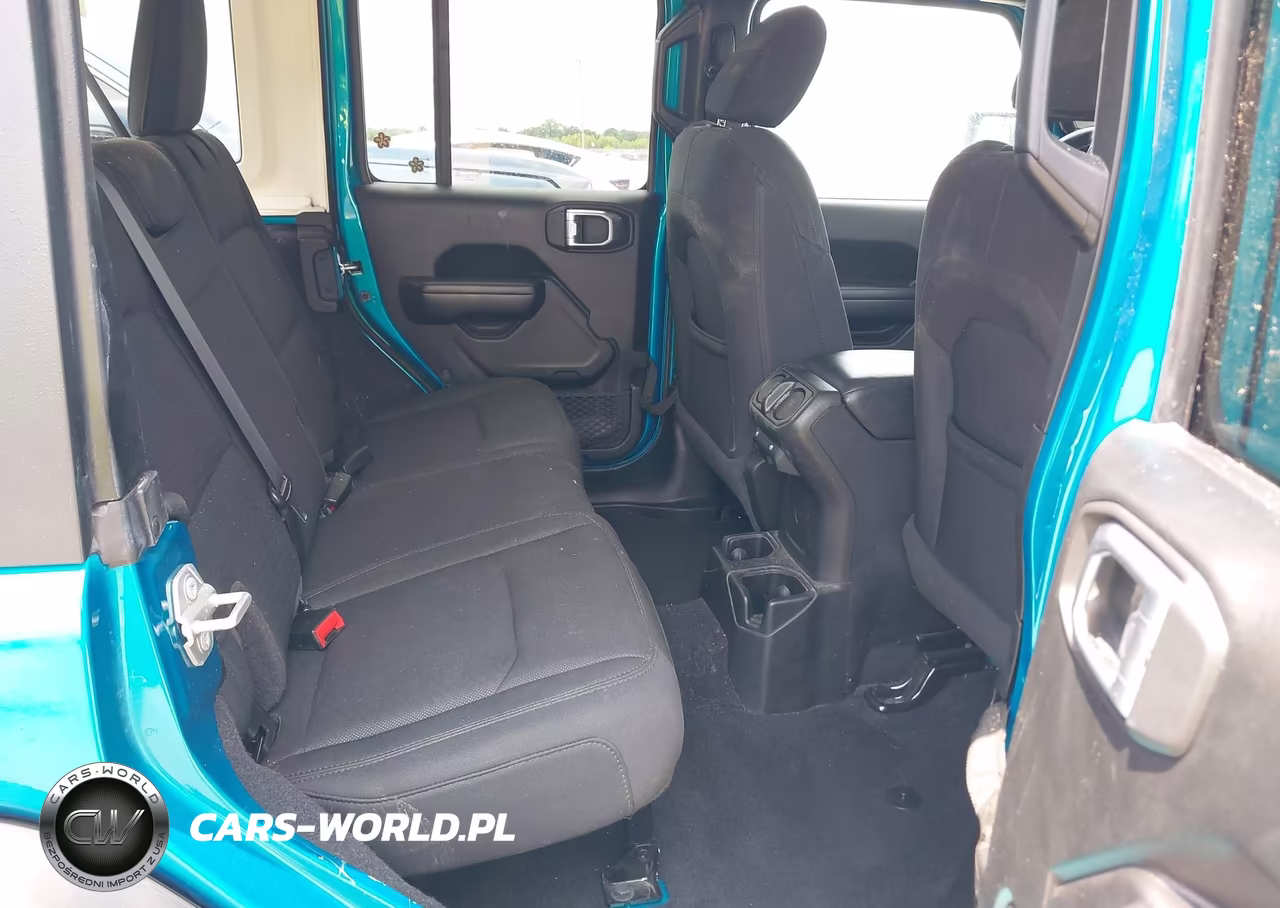 2020 Jeep Wrangler Unlimited Sport S 4X4 VIN:1C4HJXDG1LW270680 - 8