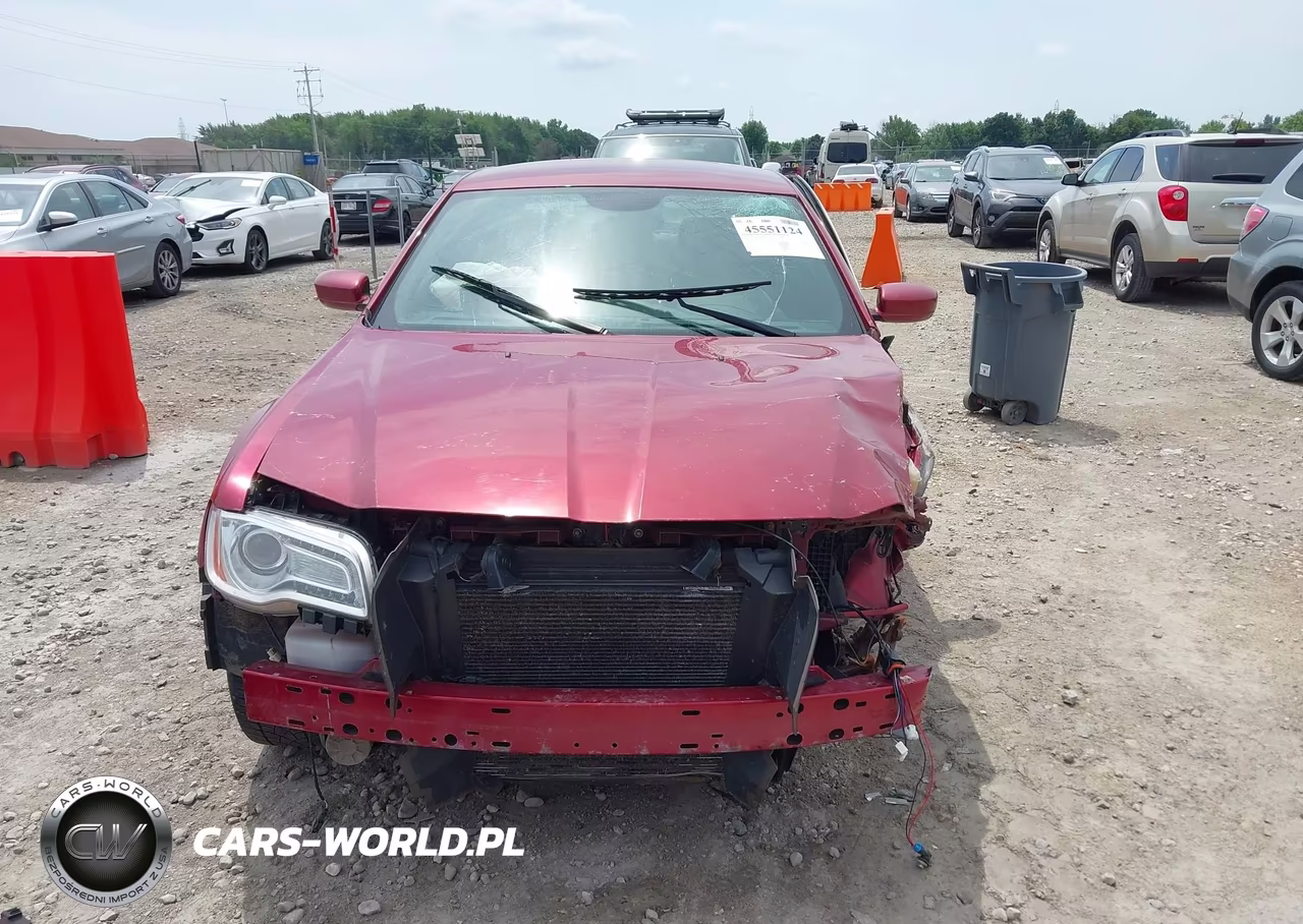 2014 Chrysler 300 VIN:2C3CCARG2EH220192 - 13