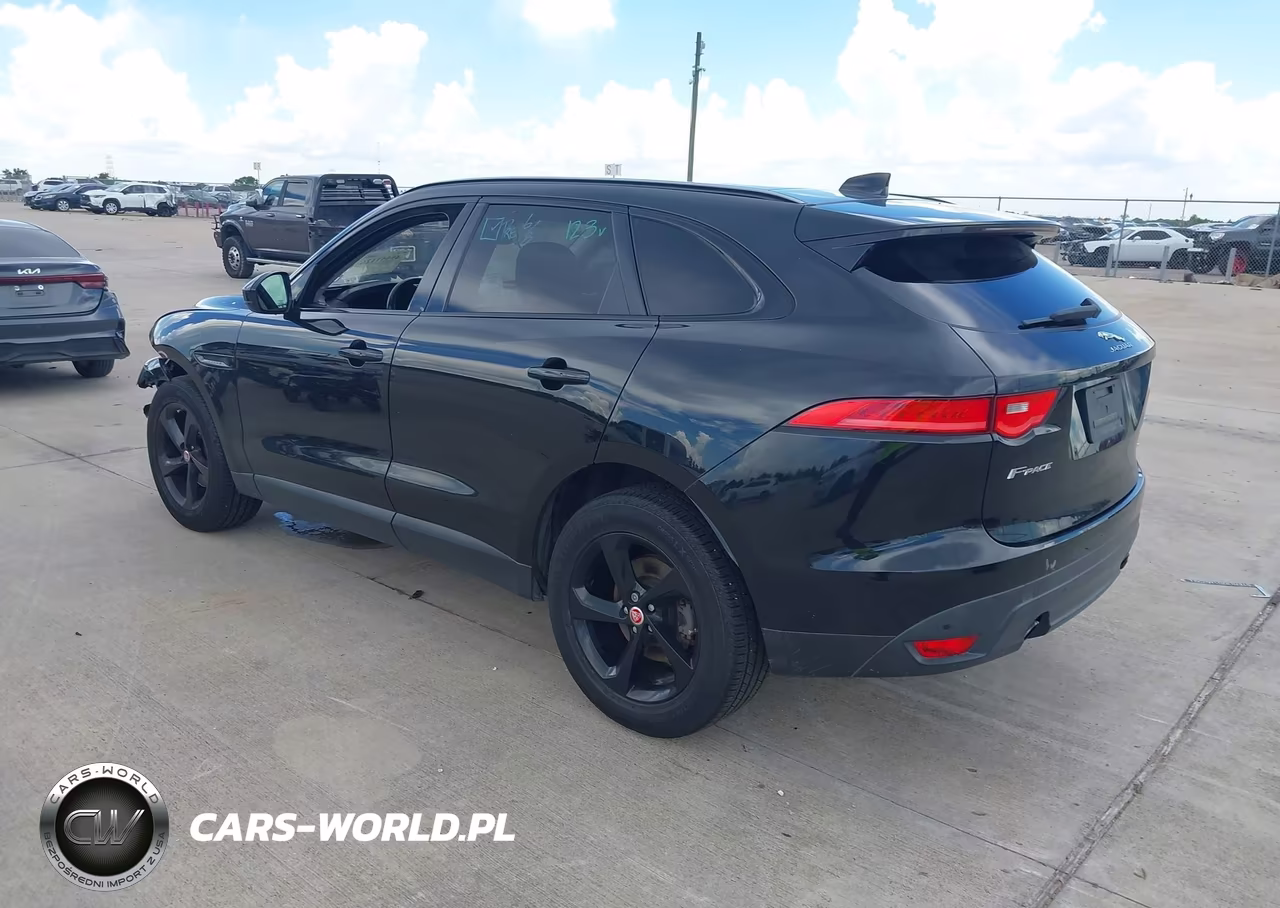 2018 Jaguar F-Pace 25T Prestige VIN:SADCK2FX7JA269667 - 3