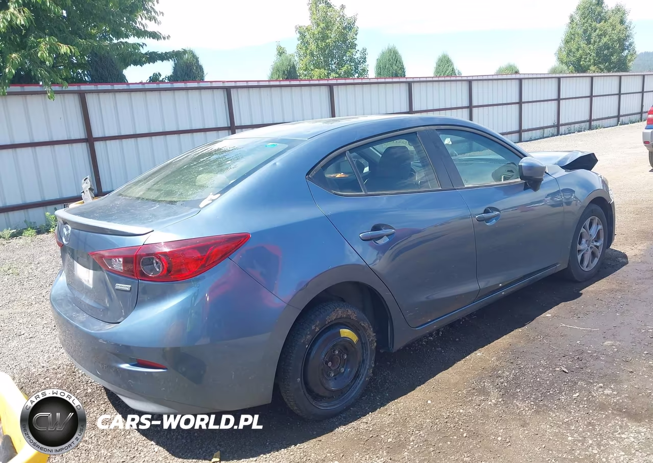 2015 Mazda Mazda3 I Sport VIN:3MZBM1U77FM189310 - 4