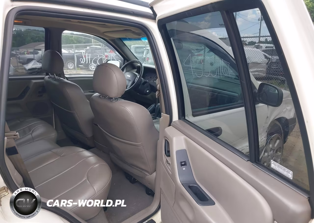 2001 Jeep Grand Cherokee Laredo VIN:1J4GW48S81C606098 - 8