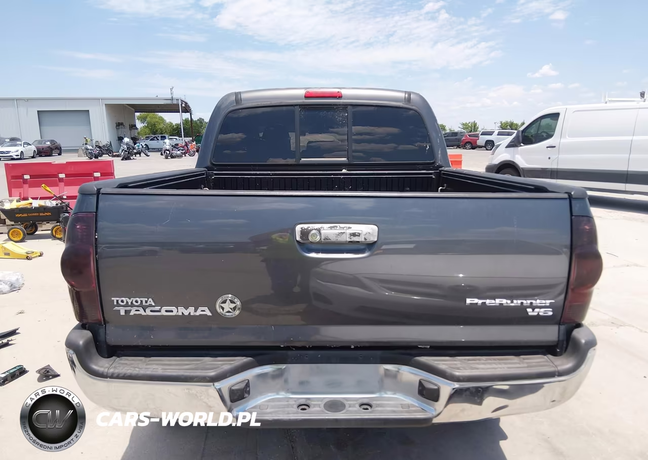2013 Toyota Tacoma Prerunner V6 VIN:5TFJU4GN0DX032820 - 17
