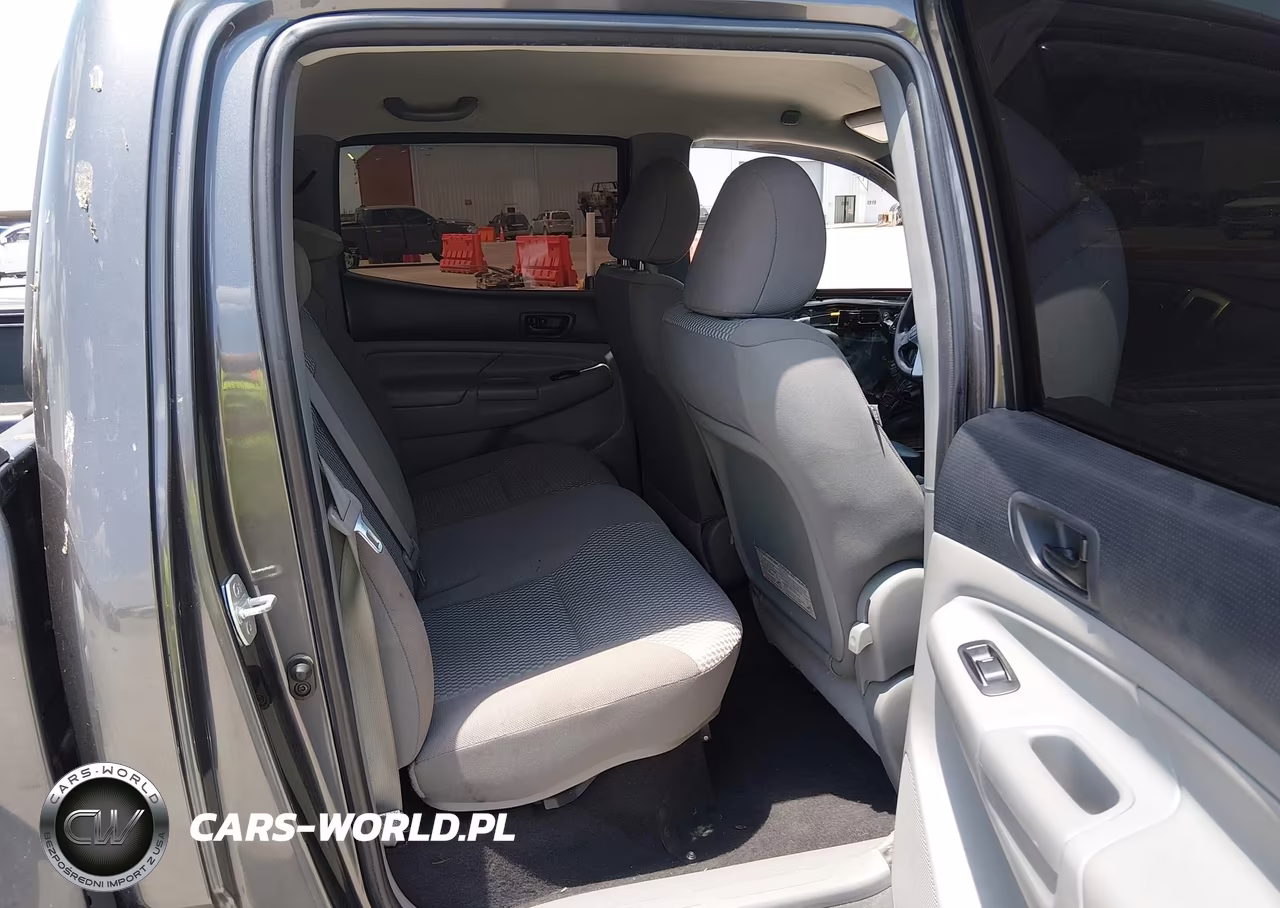 2013 Toyota Tacoma Prerunner V6 VIN:5TFJU4GN0DX032820 - 8
