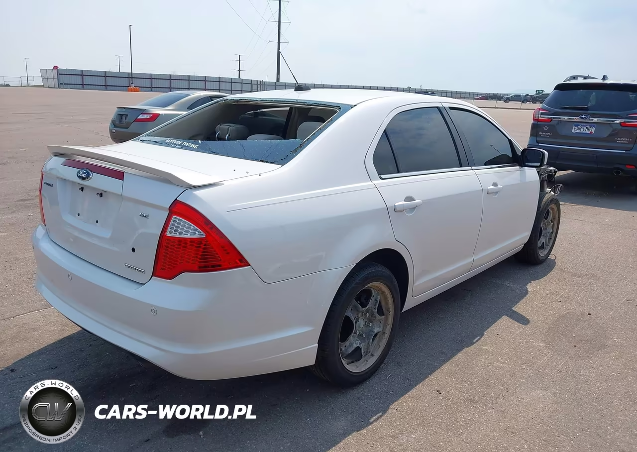 2012 Ford Fusion Se VIN:3FAHP0HG1CR437077 - 4