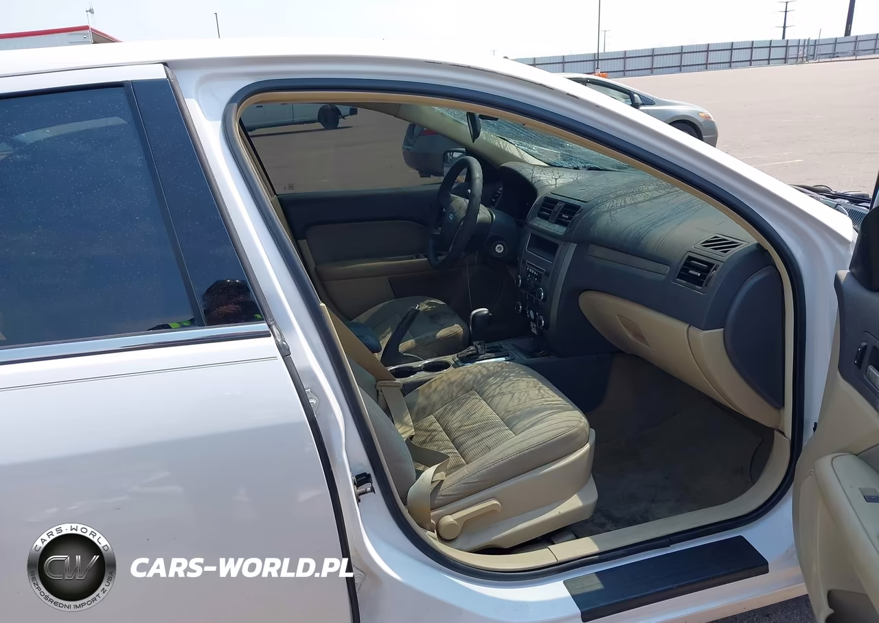 2012 Ford Fusion Se VIN:3FAHP0HG1CR437077 - 5