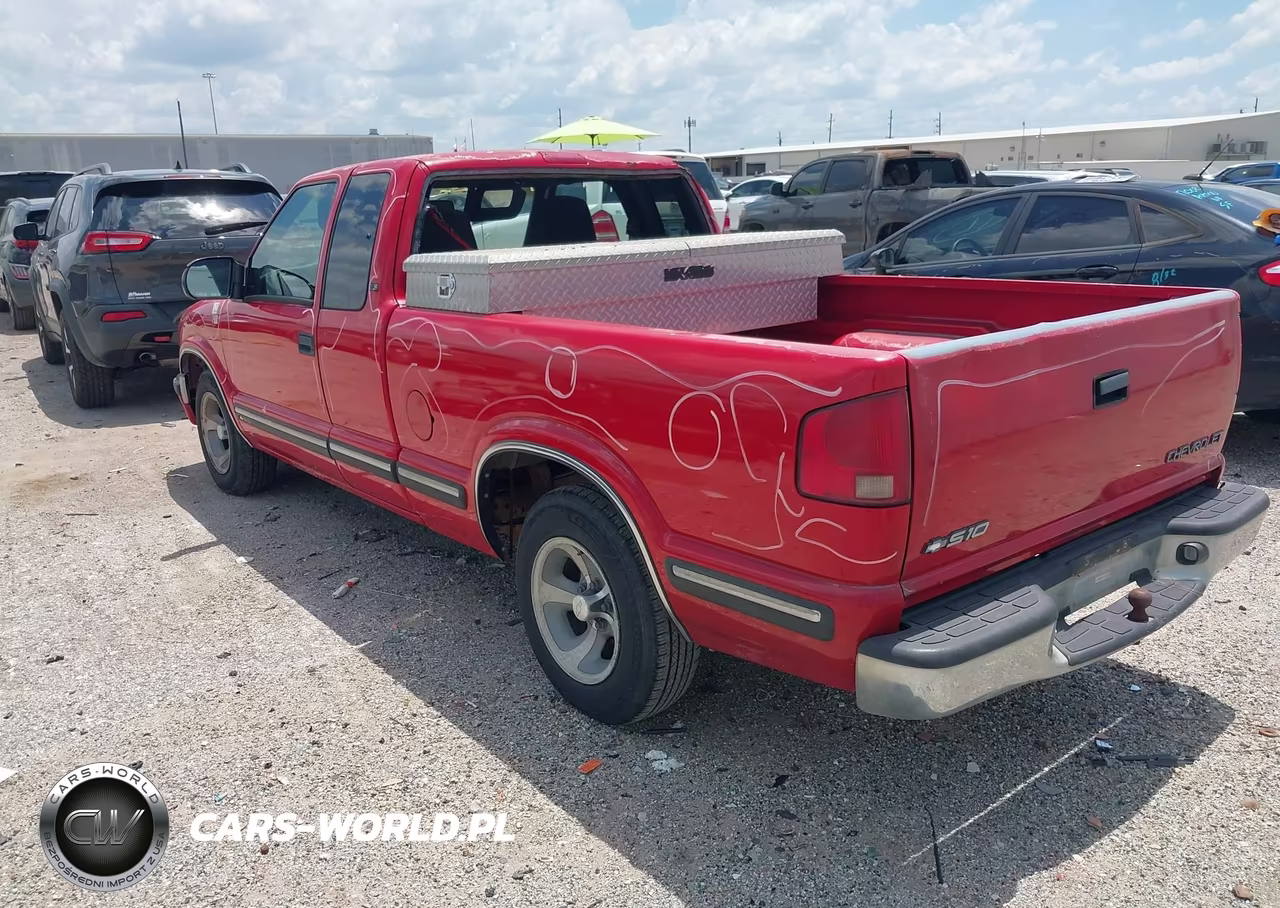 1999 Chevrolet S-10 Ls VIN:1GCCS19X3X8135790 - 3