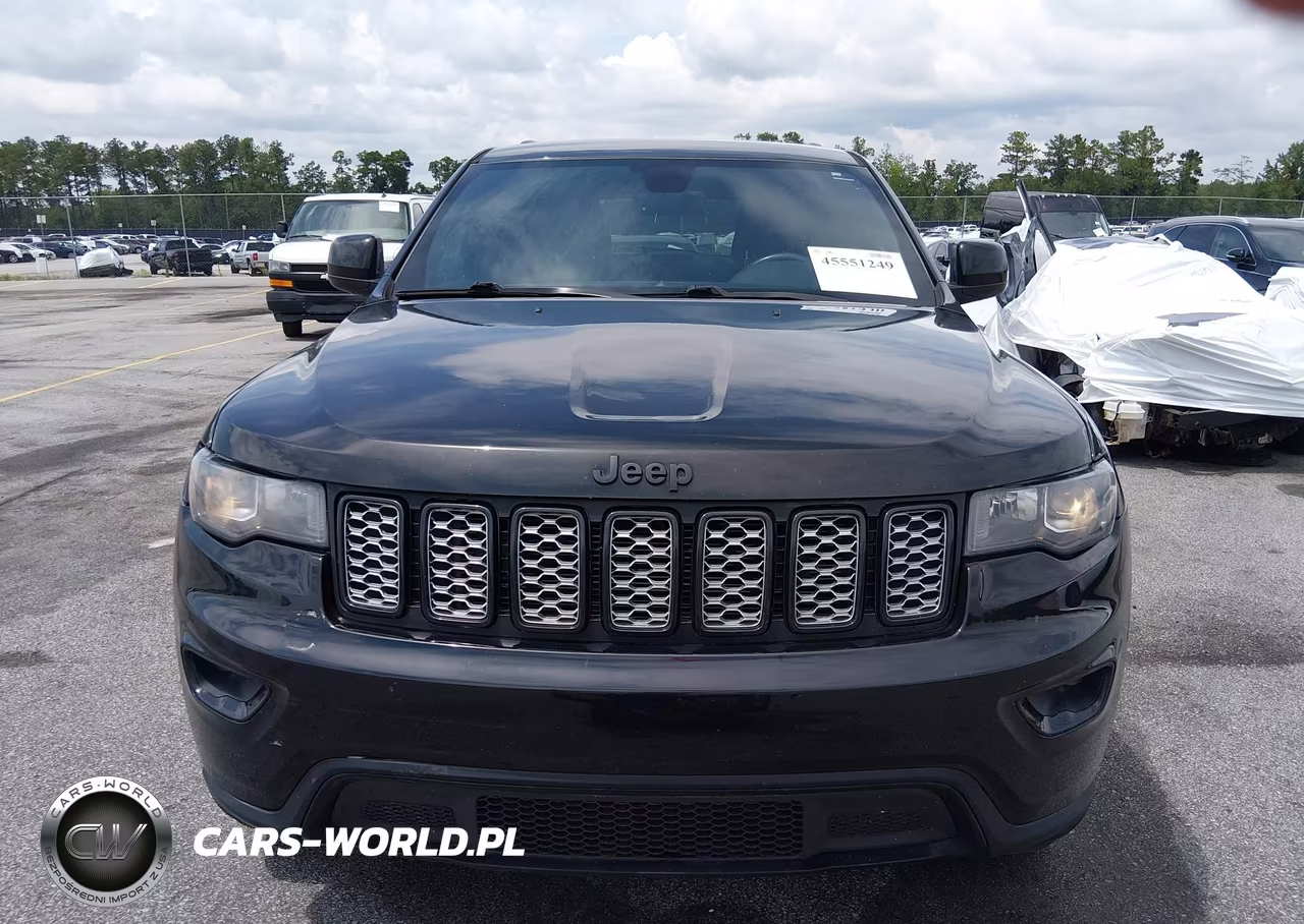 2018 Jeep Grand Cherokee Altitude 4X2 VIN:1C4RJEAG4JC168415 - 12