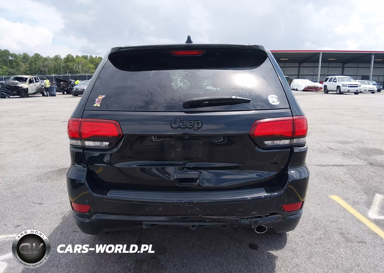 2018 Jeep Grand Cherokee Altitude 4X2 VIN:1C4RJEAG4JC168415 - 16