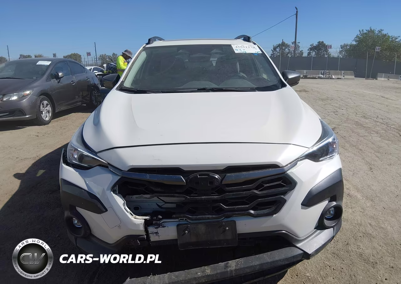 2024 Subaru Crosstrek Premium VIN:JF2GUADC3R8288366 - 11