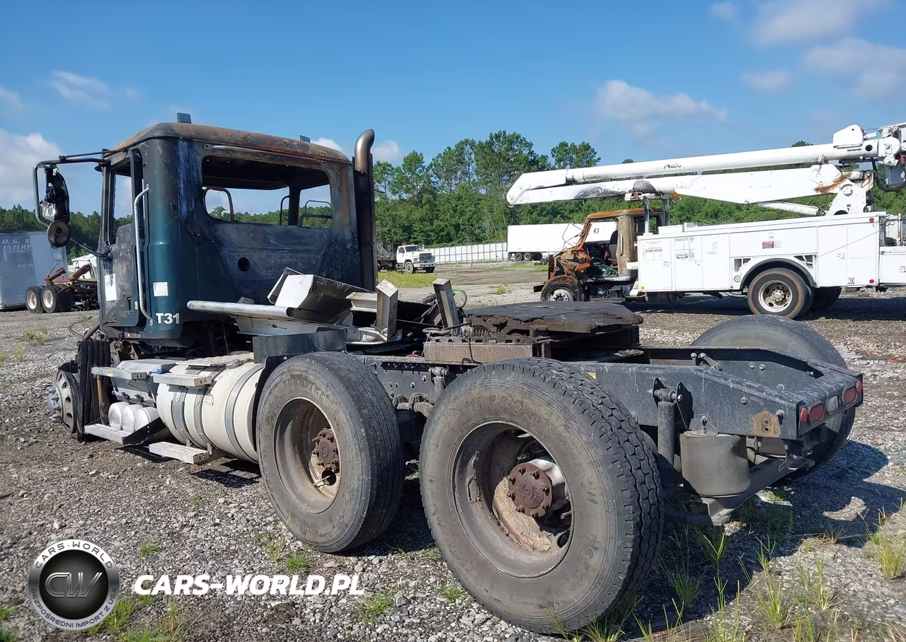 2013 Mack 600 Cxu600 VIN:1M1AW09YXDM028852 - 4