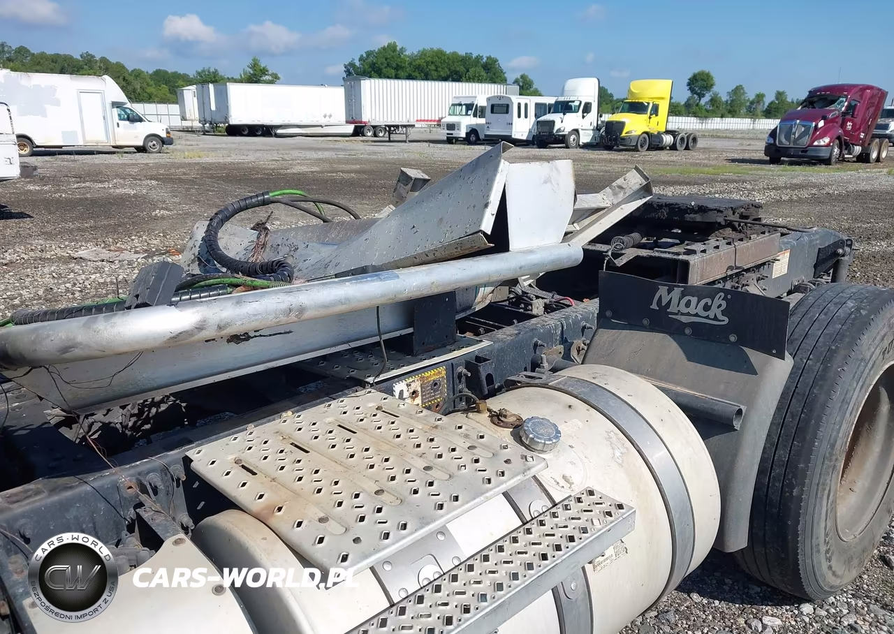 2013 Mack 600 Cxu600 VIN:1M1AW09YXDM028852 - 7