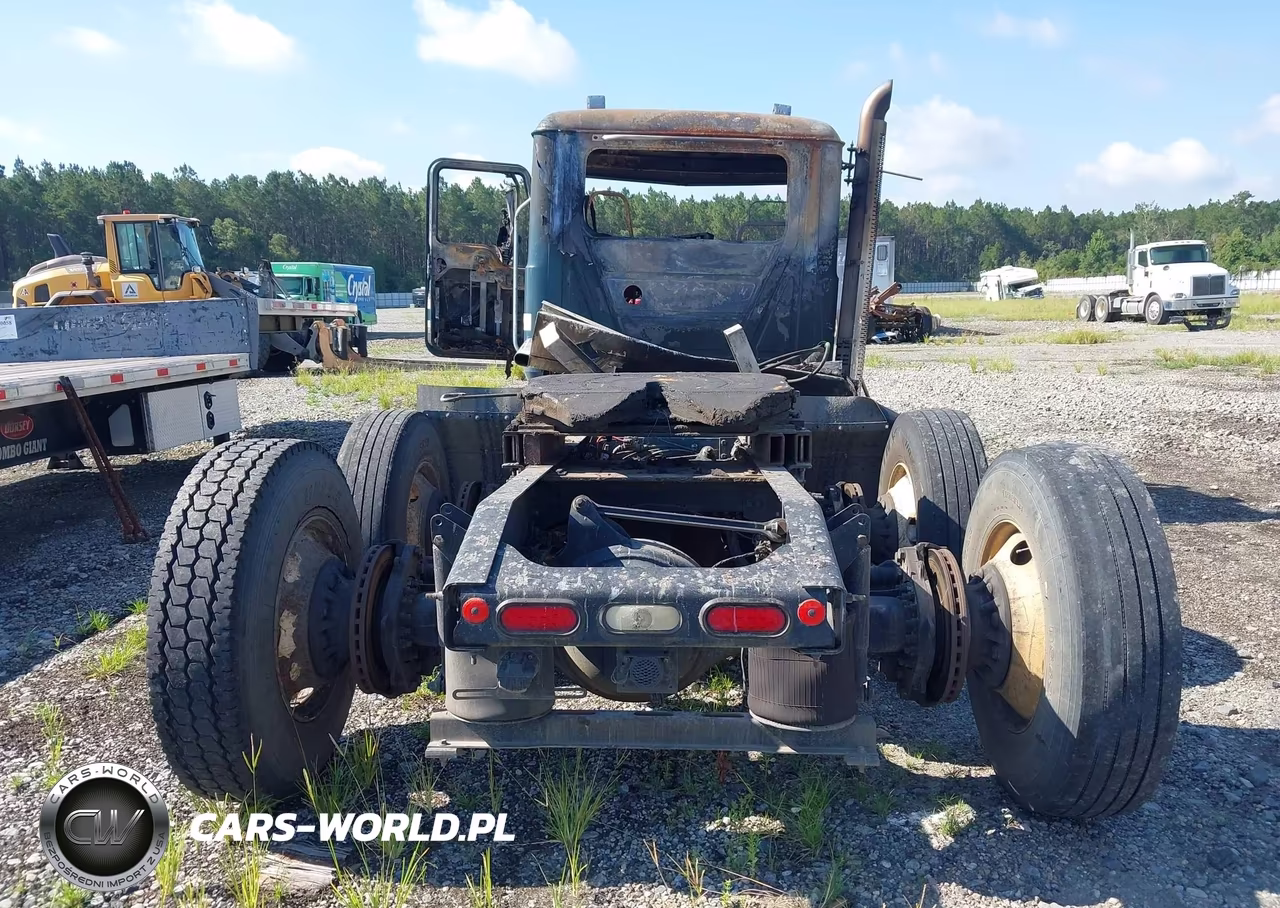 2013 Mack 600 Cxu600 VIN:1M1AW09YXDM028852 - 8