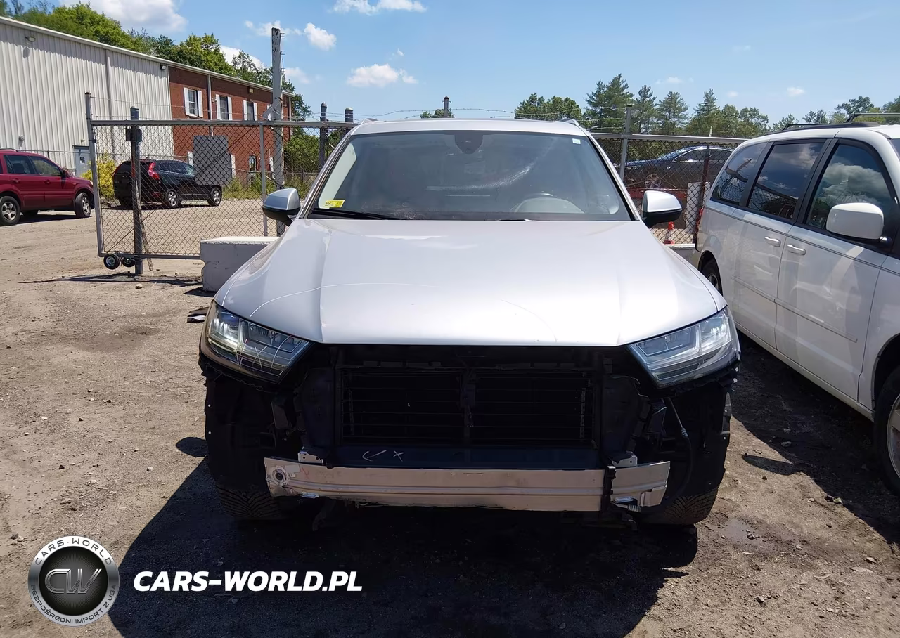 2017 Audi Q7 3.0T Premium VIN:WA1LAAF70HD047239 - 13
