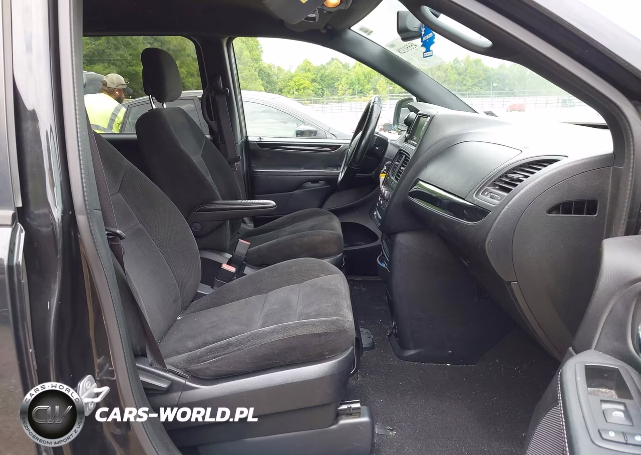 2015 Dodge Grand Caravan Se Plus VIN:2C4RDGBG6FR705673 - 5