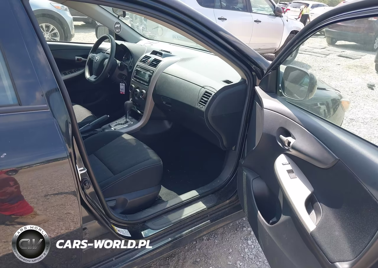 2012 Toyota Corolla S VIN:2T1BU4EE3CC902659 - 5