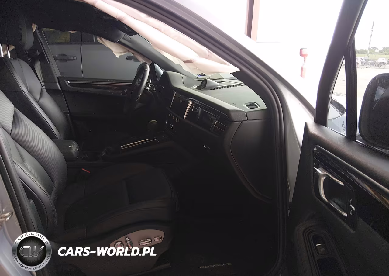 2023 Porsche Macan T VIN:WP1AA2A58PLB12785 - 5