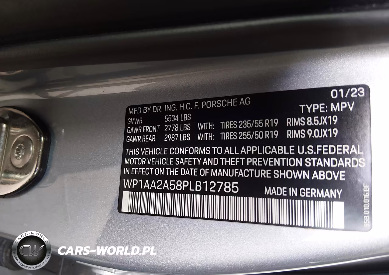 2023 Porsche Macan T VIN:WP1AA2A58PLB12785 - 9