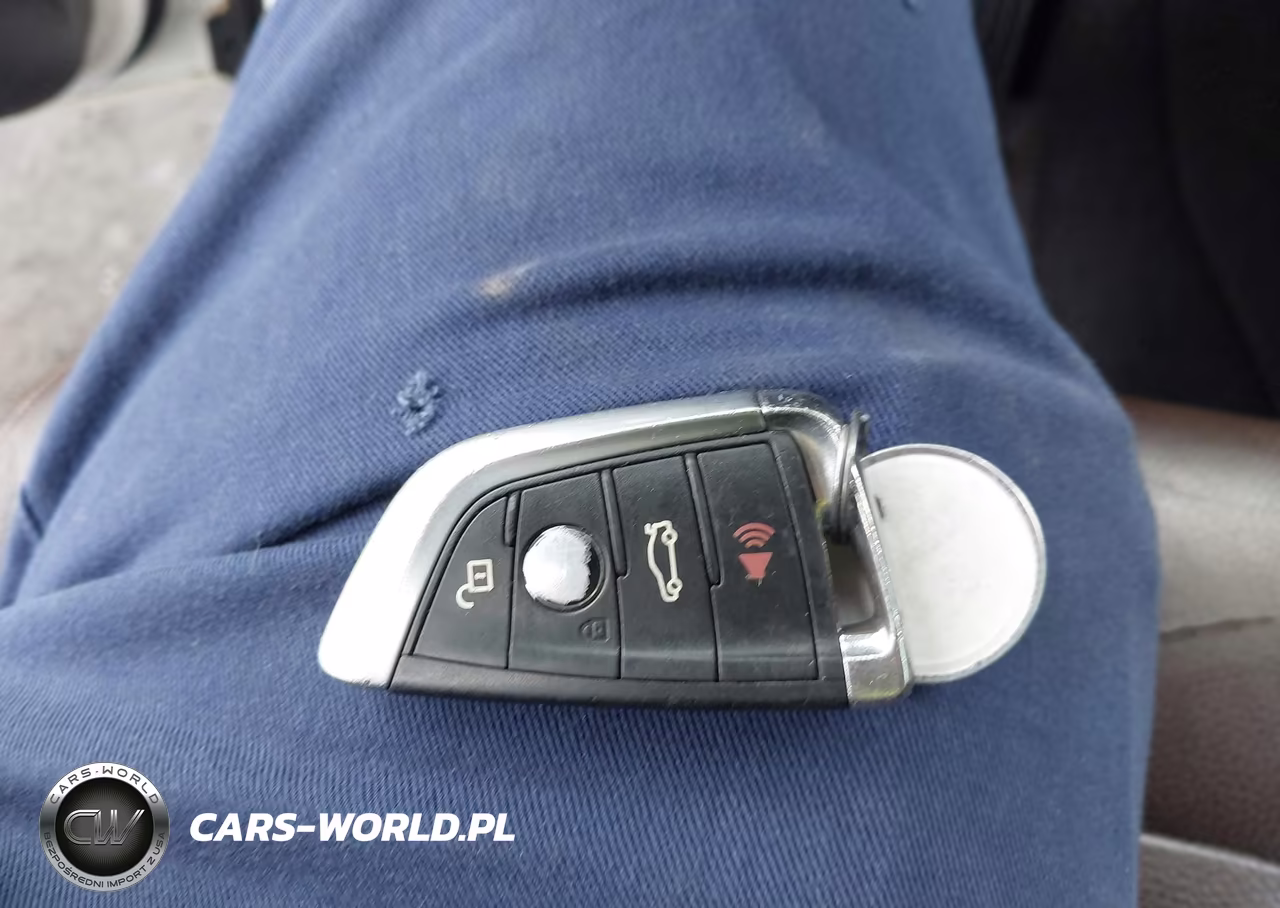 2015 BMW X5 xDrive35I VIN:5UXKR0C5XF0P00783 - 11