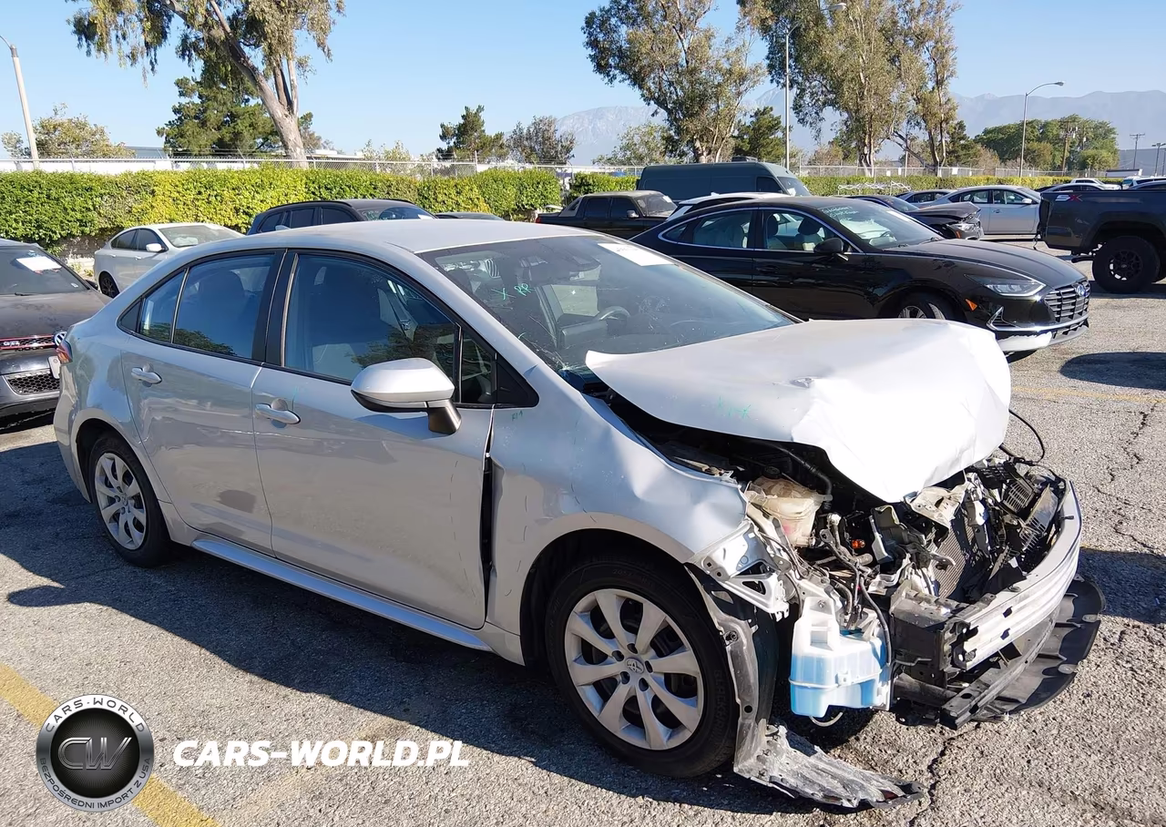 2022 Toyota Corolla Le – zdjęcie 1 z 19