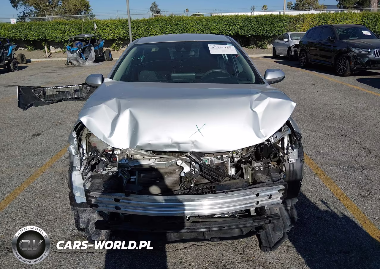 2022 Toyota Corolla Le VIN:5YFEPMAE1NP326048 - 13