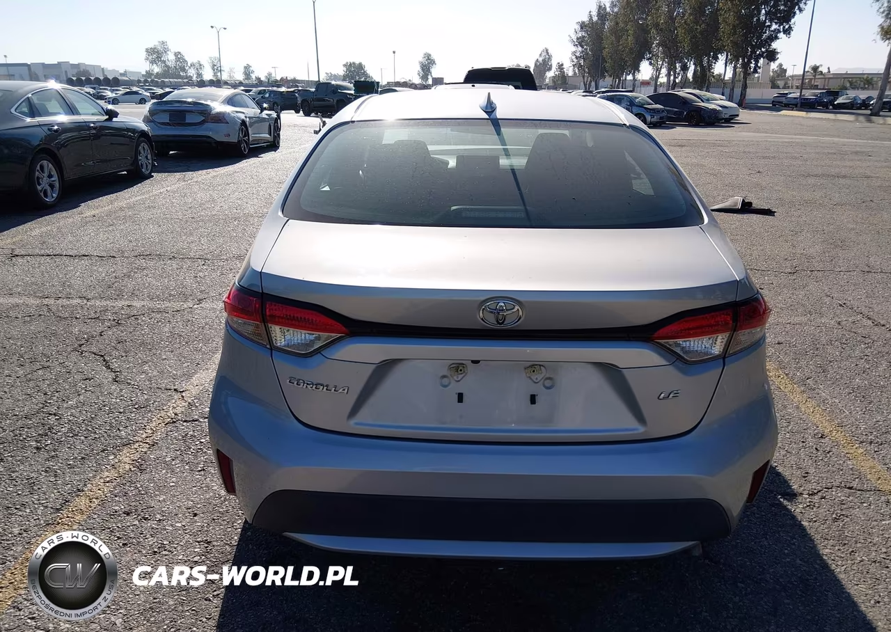 2022 Toyota Corolla Le VIN:5YFEPMAE1NP326048 - 17
