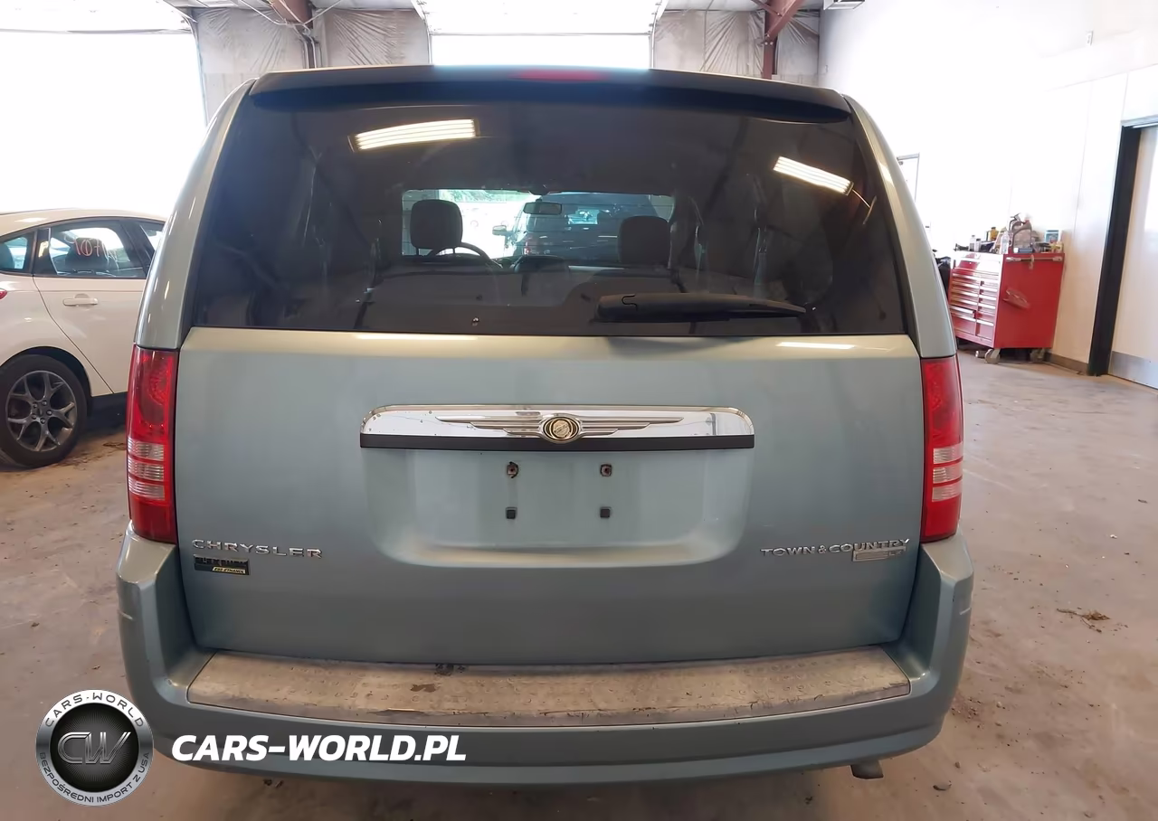 2010 Chrysler Town & Country Lx VIN:2A4RR4DE6AR192469 - 16