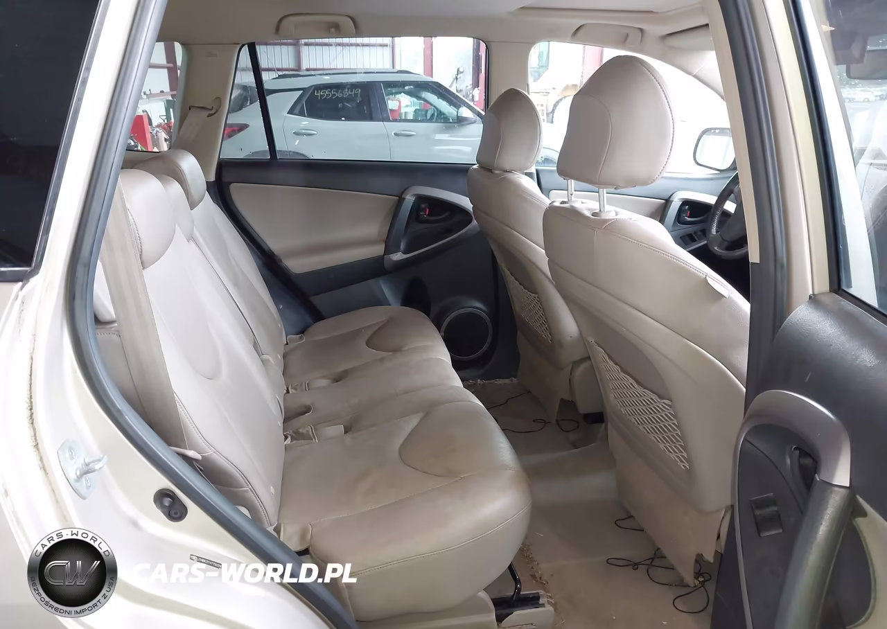 2007 Toyota Rav4 Limited VIN:JTMBK31V775039020 - 8
