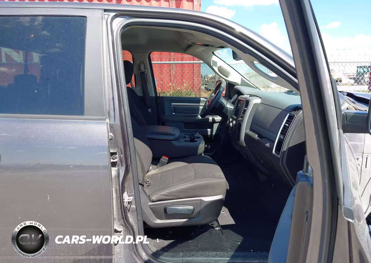 2020 Ram 1500 Classic Warlock 4X4 6'4 Box VIN:1C6RR7GG6LS118935 - 5