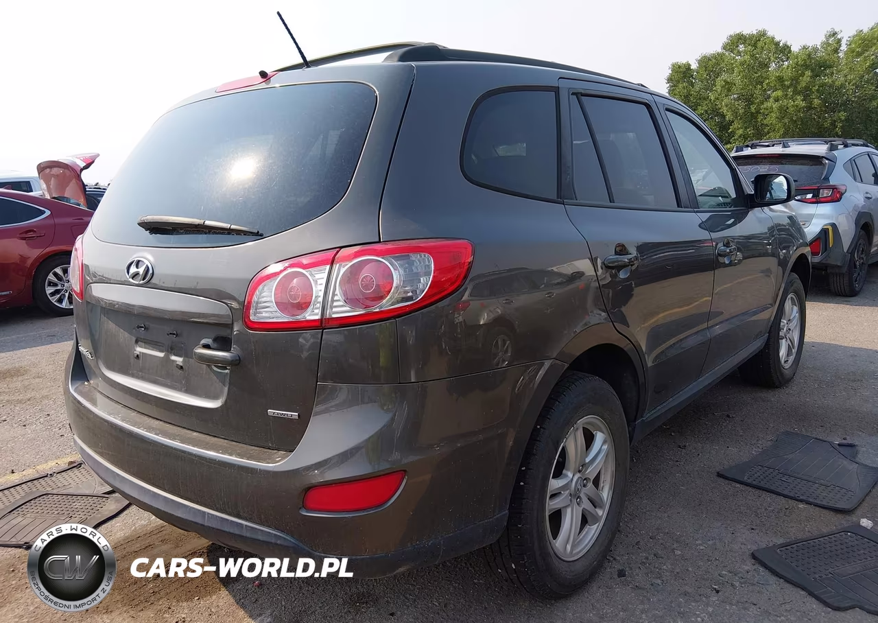 2012 Hyundai Santa Fe Gls VIN:5XYZGDAB5CG125116 - 4