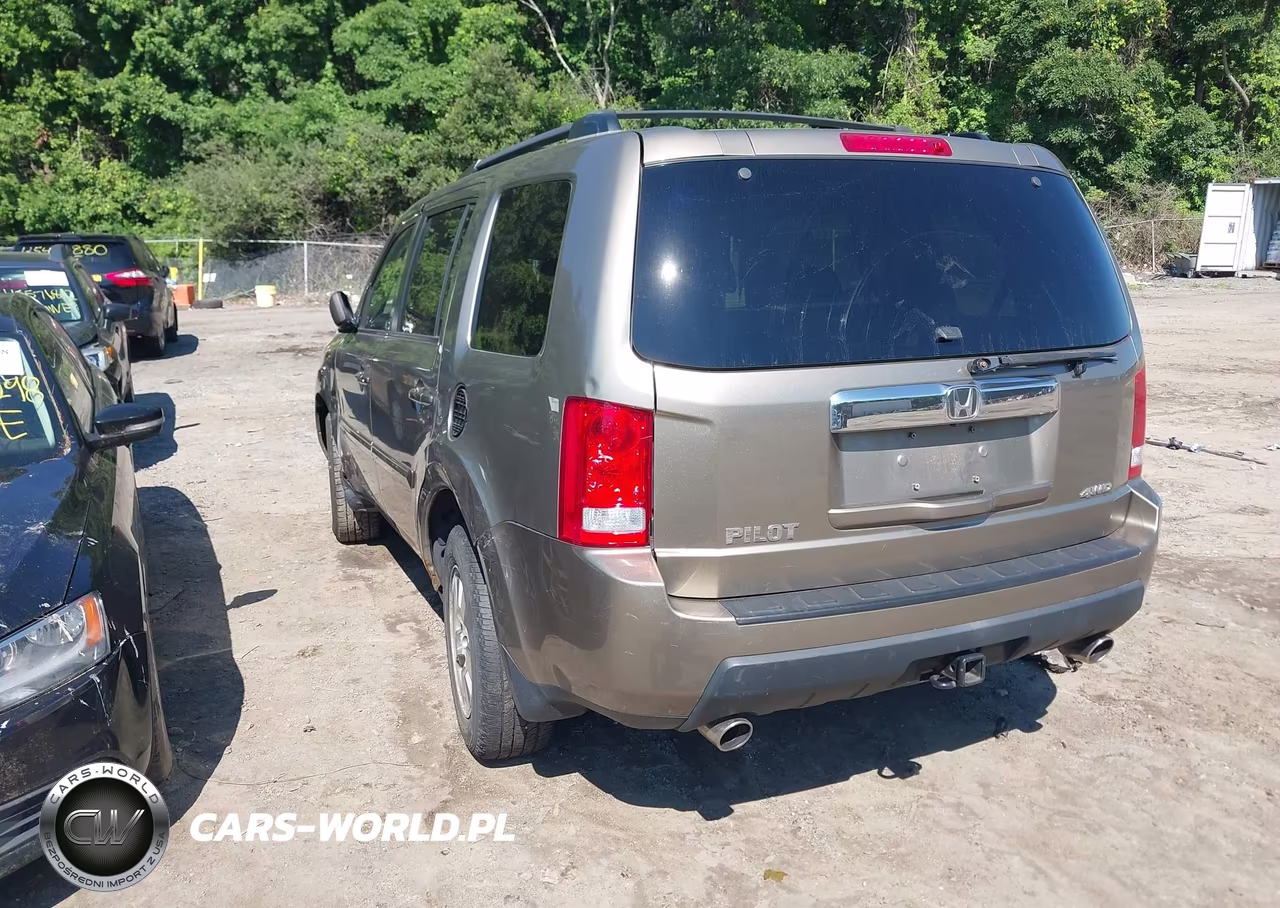 2011 Honda Pilot Ex-L VIN:5FNYF4H69BB011746 - 3