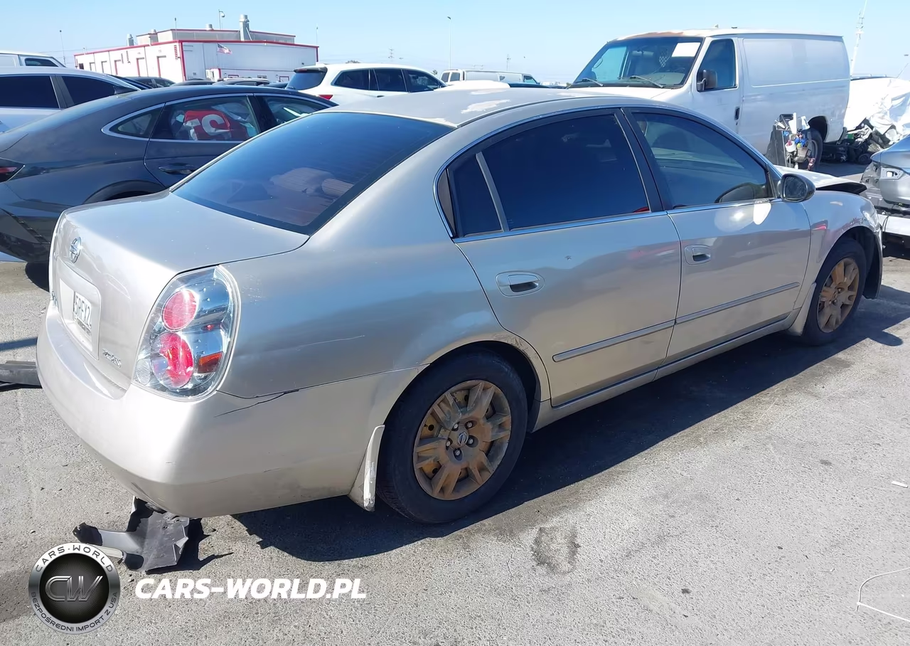 2005 Nissan Altima 2.5 S VIN:1N4AL11DX5N930085 - 4
