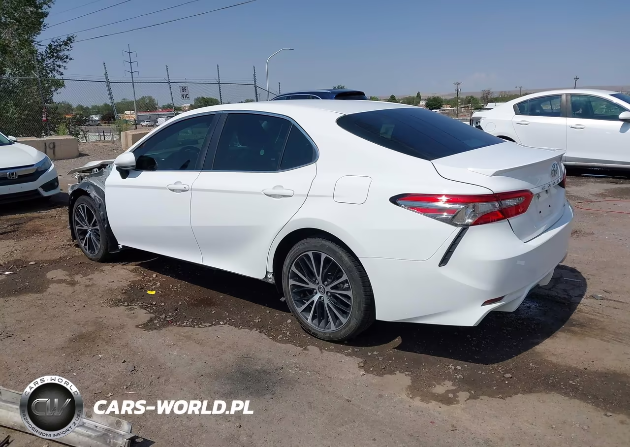 2018 Toyota Camry Se VIN:4T1B11HK3JU544287 - 3