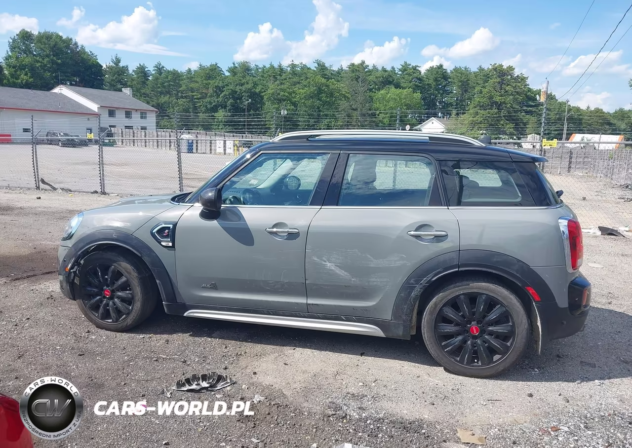 2017 Mini Countryman Cooper S VIN:WMZYT5C36H3E18816 - 14