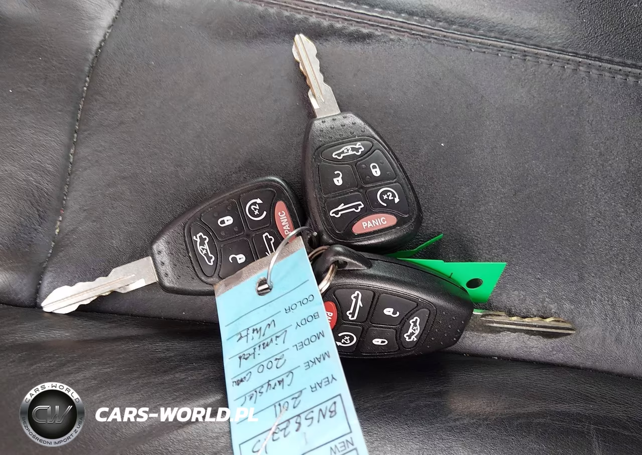 2011 Chrysler 200 Limited VIN:1C3BC7EG1BN582215 - 11