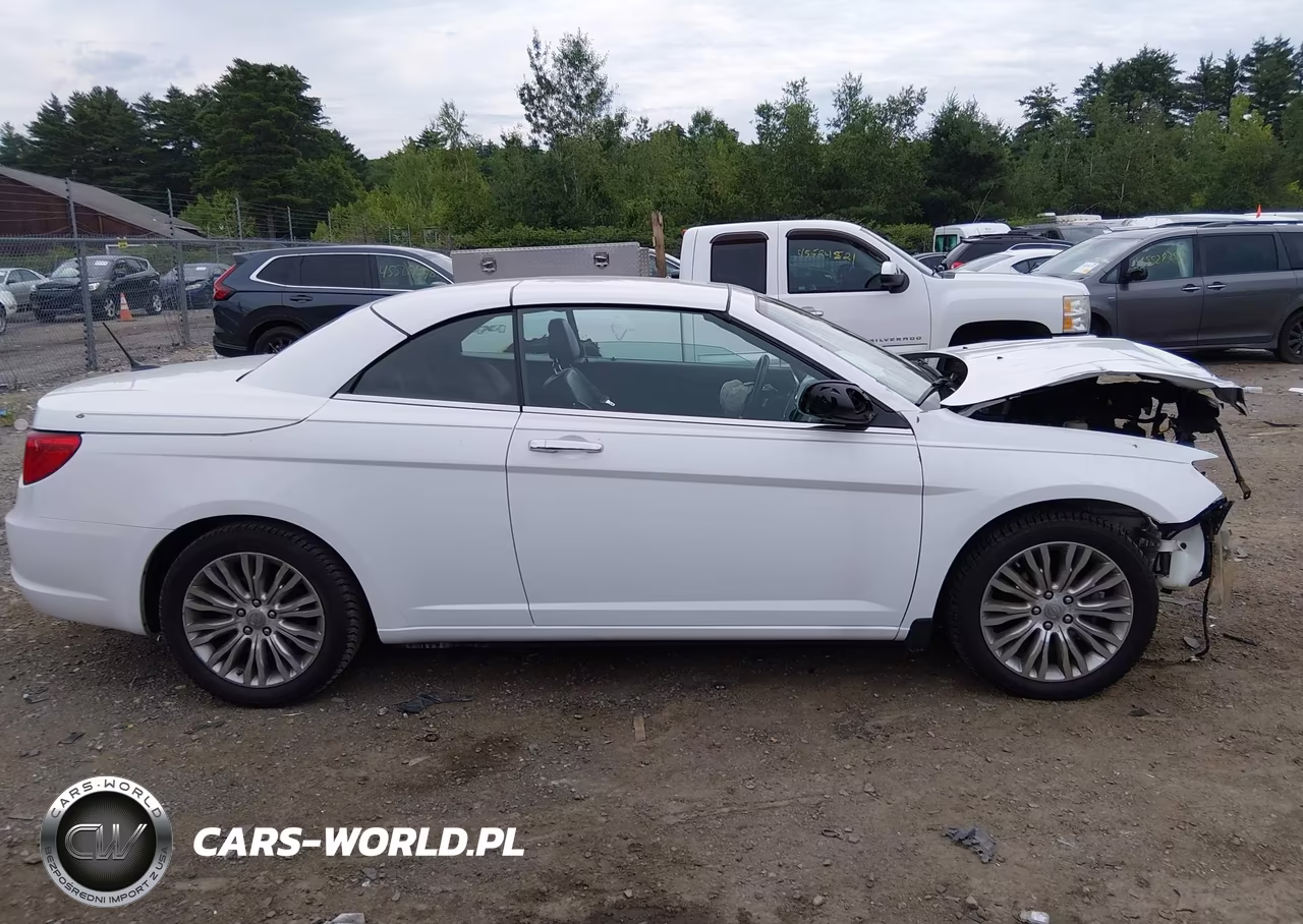 2011 Chrysler 200 Limited VIN:1C3BC7EG1BN582215 - 14