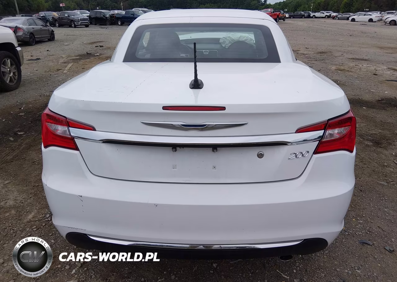 2011 Chrysler 200 Limited VIN:1C3BC7EG1BN582215 - 17