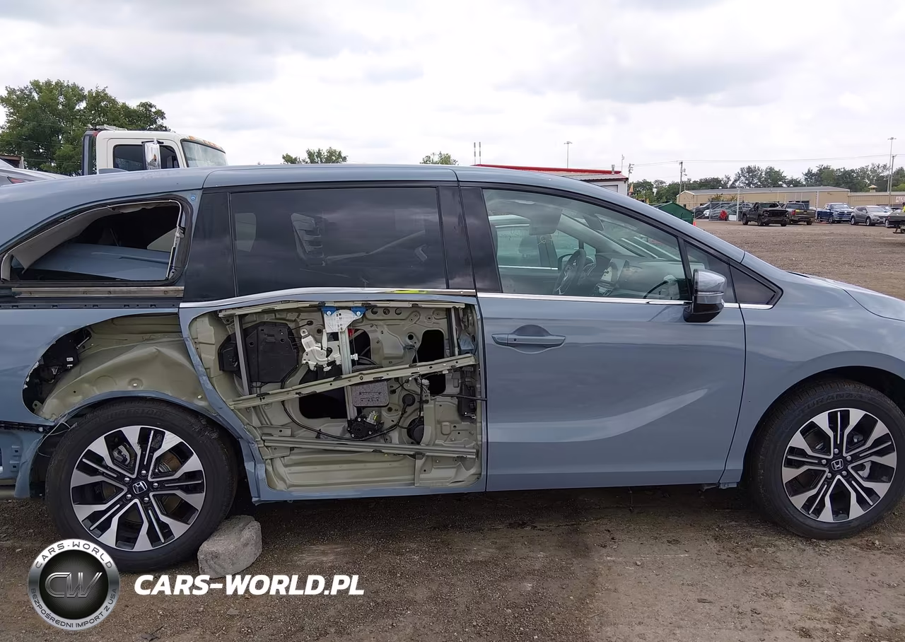 2026 Honda Odyssey Elite VIN:5FNRL6H98TB048212 - 14