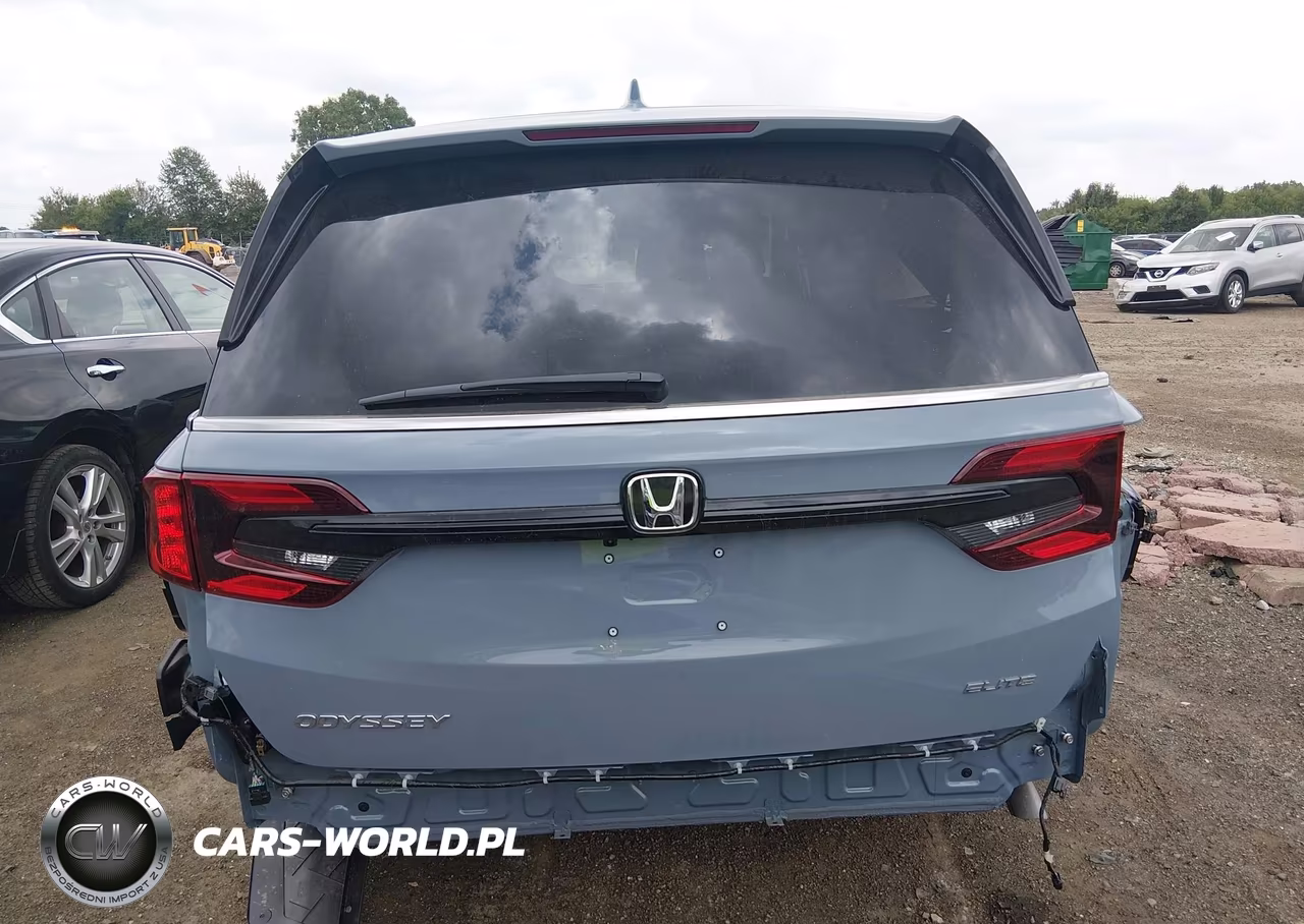 2026 Honda Odyssey Elite VIN:5FNRL6H98TB048212 - 17