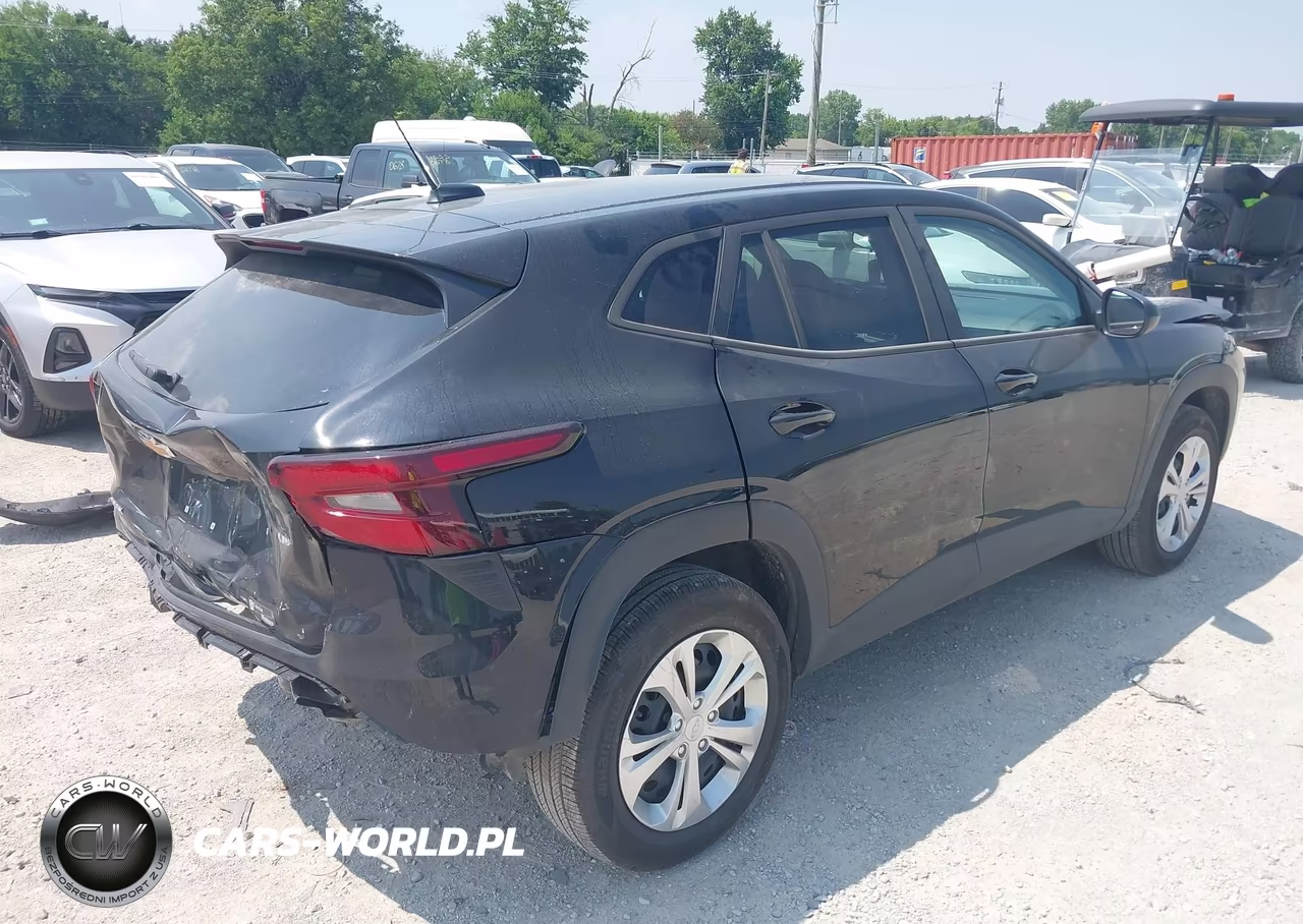 2026 Chevrolet Trax Fwd Ls VIN:KL77LFEP5TC052884 - 4