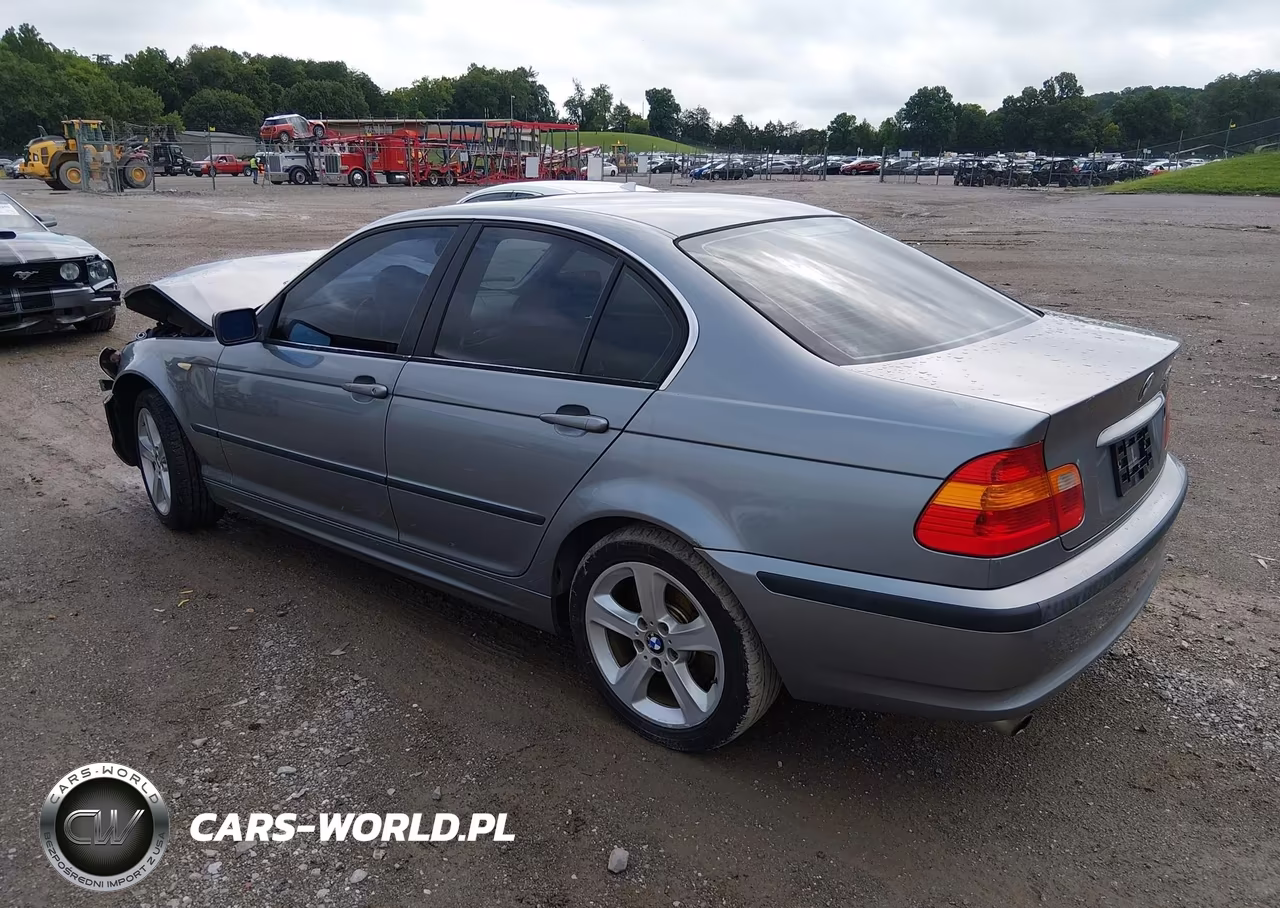 2005 BMW 330Xi VIN:WBAEW53435PN37473 - 3