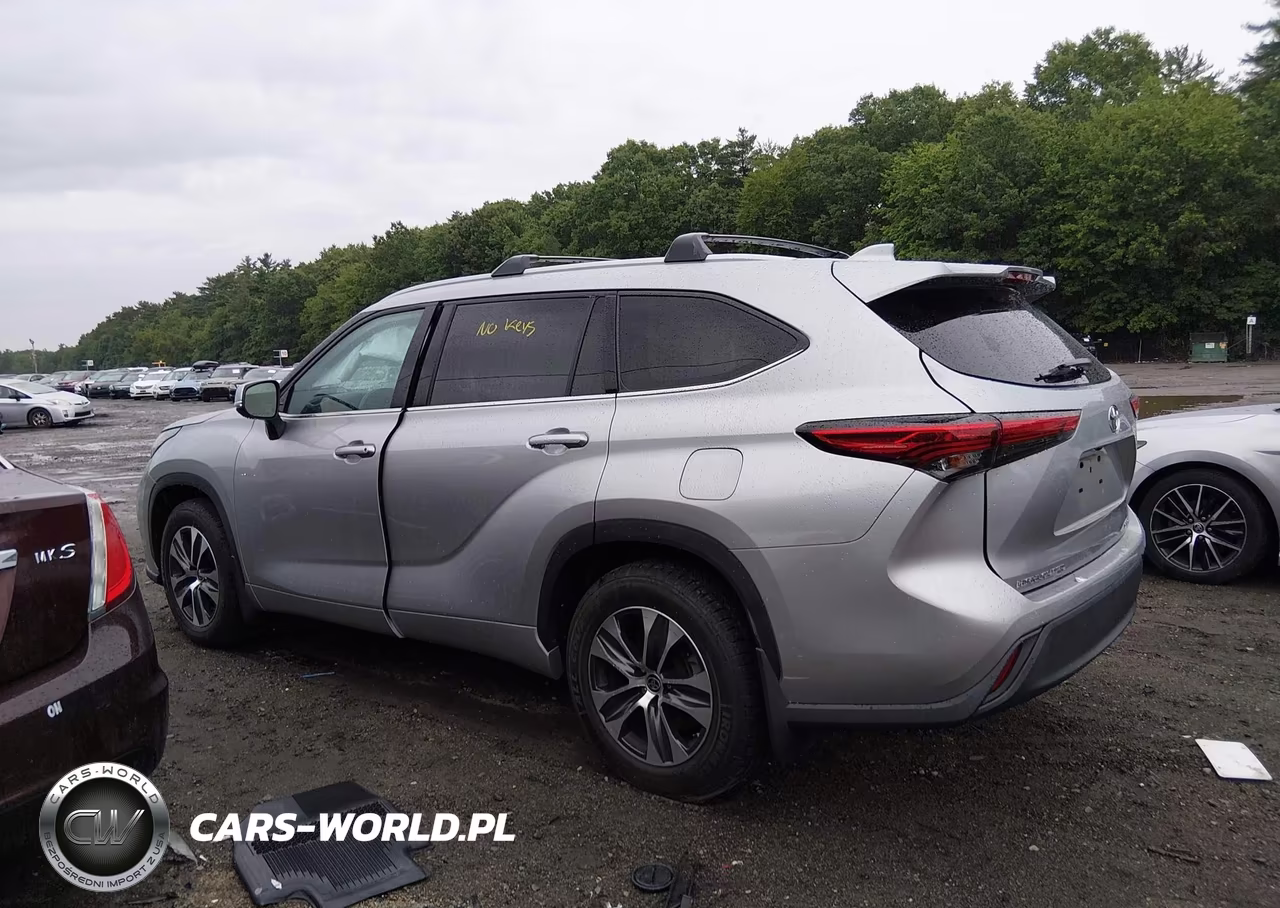 2022 Toyota Highlander Xle VIN:5TDGZRBH8NS166122 - 14