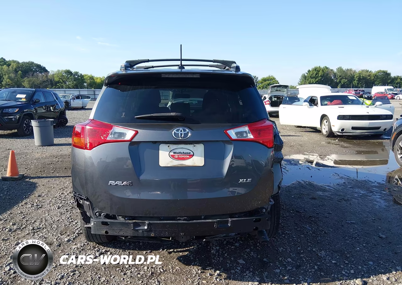 2015 Toyota Rav4 Xle VIN:JTMWFREV7FD079167 - 17