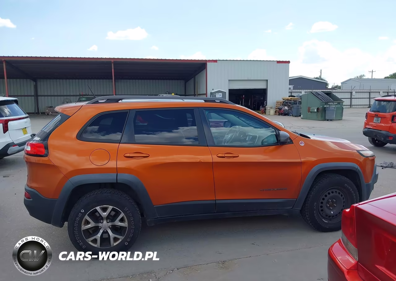 2014 Jeep Cherokee Trailhawk VIN:1C4PJMBS8EW257963 - 13