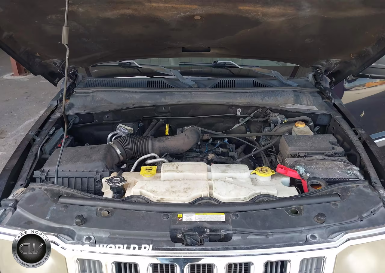 2011 Jeep Liberty Sport VIN:1J4PP2GKXBW551642 - 10
