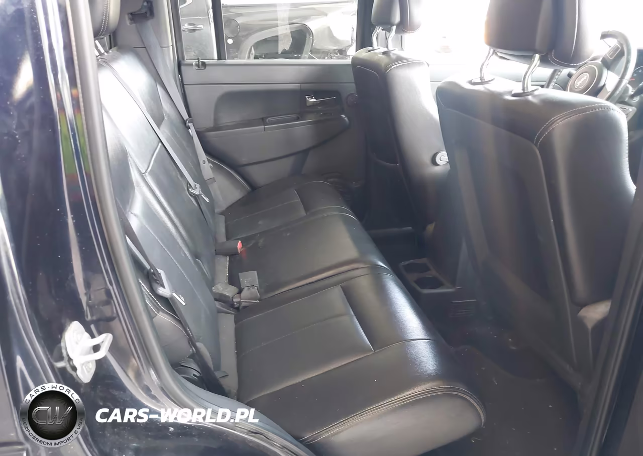 2011 Jeep Liberty Sport VIN:1J4PP2GKXBW551642 - 8