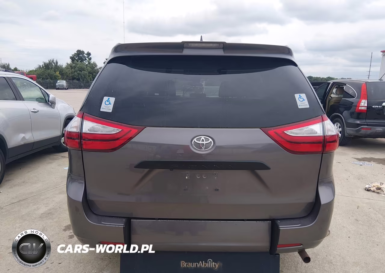 2019 Toyota Sienna L 7 Passenger VIN:5TDZZ3DC1KS012693 - 16